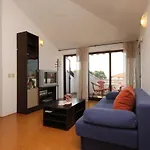 Apartment Umag 7171A